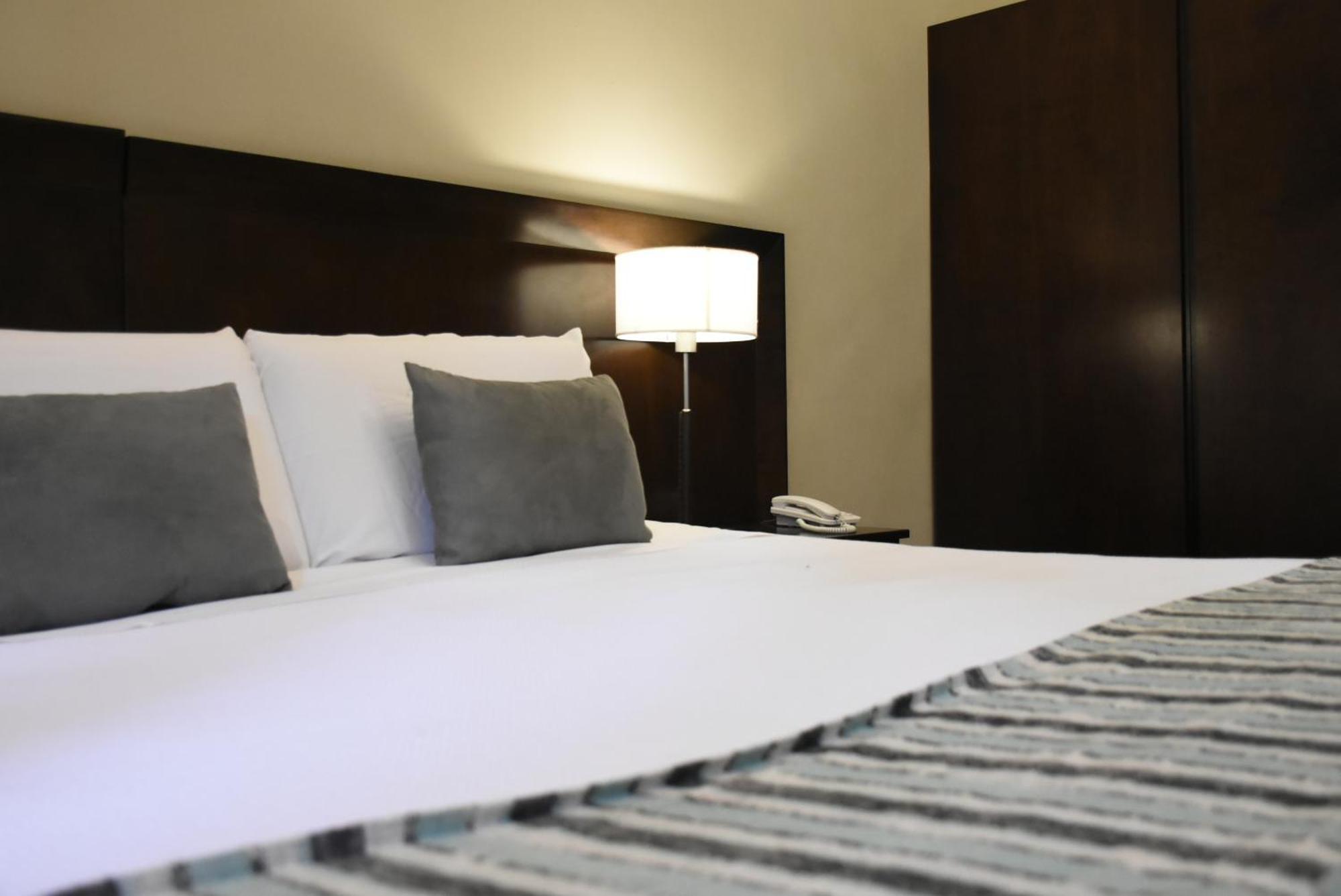 Howard Johnson Resort&Spa Escobar Belén de Escobar Zimmer foto